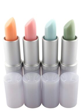 包邮日本young beauty盈色维他命全能 VE修护润唇膏 保湿不油正品
