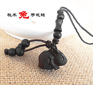 桃木属相兔饰品立体雕刻生肖兔手机链男女佩戴生肖吉祥物挂件