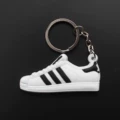 San Ye: White and Black