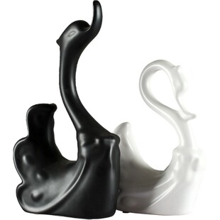 北欧家居装饰品创意陶瓷摆件大号仙子鹅客厅酒柜办公室装饰品摆件