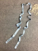 Голубая ширина длиной 3 см 2-2,3 метра
