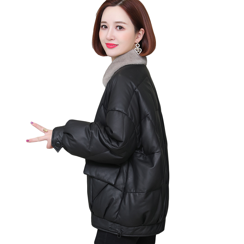 真皮羽绒服短款显瘦宽松毛领皮衣