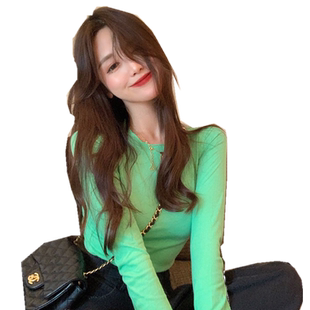 长袖t恤女性感显胸大上衣修身内搭打底衫百搭减龄气质小衫糖果色