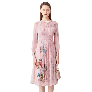 SUSSI/古色商场同款粉色收腰显瘦减龄蕾丝刺绣连衣裙