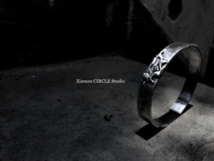 小众设计手镯订制 设计师品牌手工手镯纯银重磅 原创设计暗黑先锋