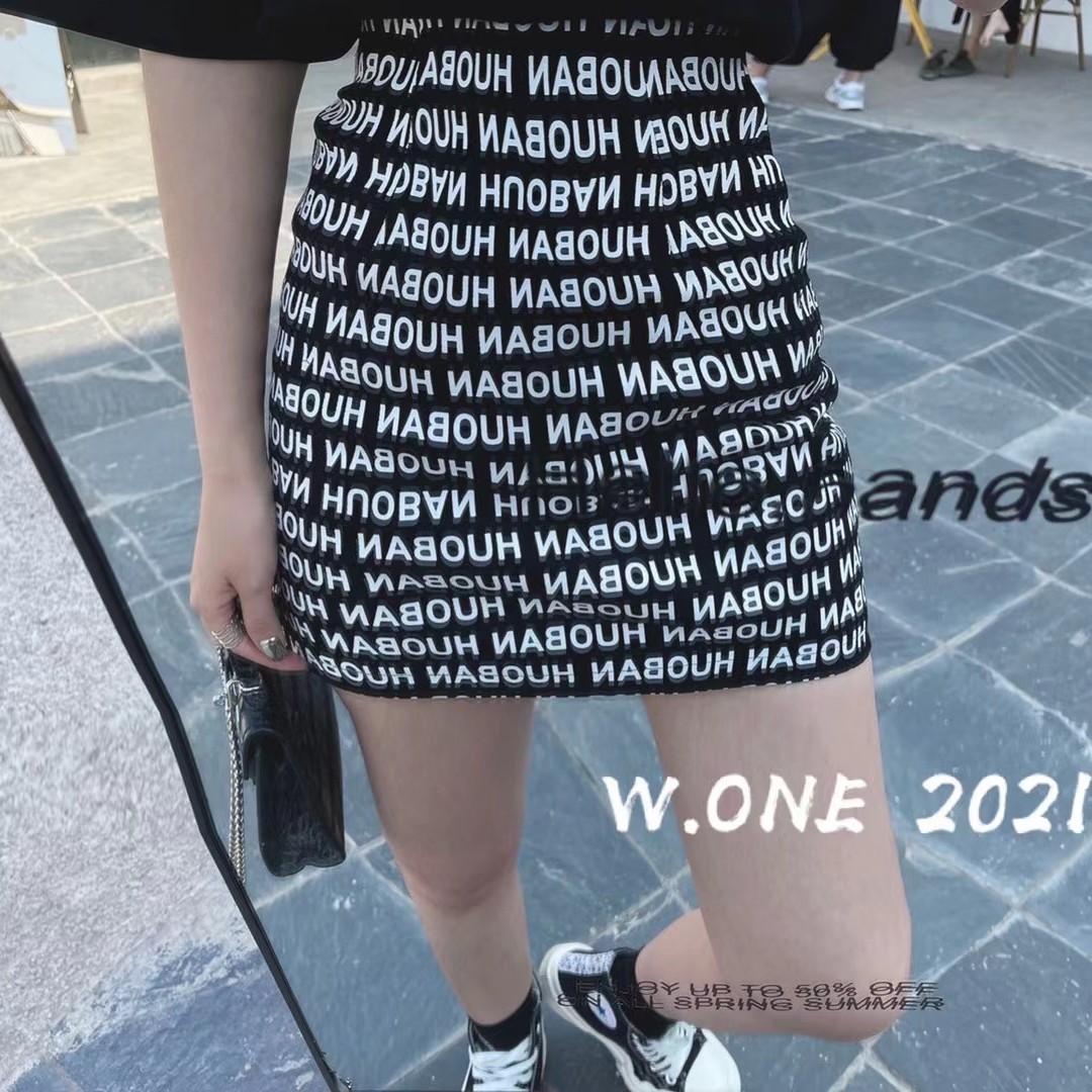2023新款半身裙韩版高腰a裙黑白英文字母印花时尚百搭半身裙女潮