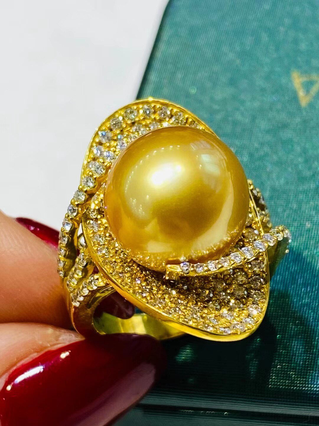 正圆无暇南洋金珠戒指13-14mm18k金钻石1.4ct海水珍珠黄金戒指