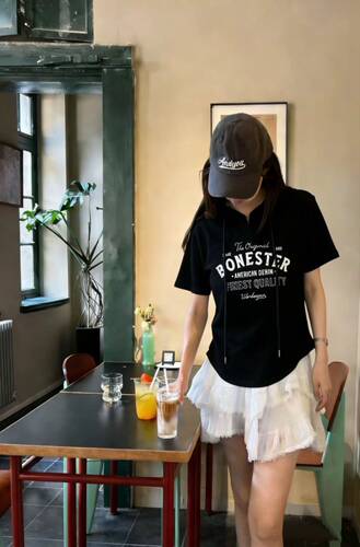 【小乐专享】连帽短袖t恤显瘦上衣今年流行爆款宽松卫衣体恤4012