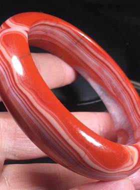 川料南红手镯腰缠万贯九口南红红白料颜色红润特色精品手镯百搭女