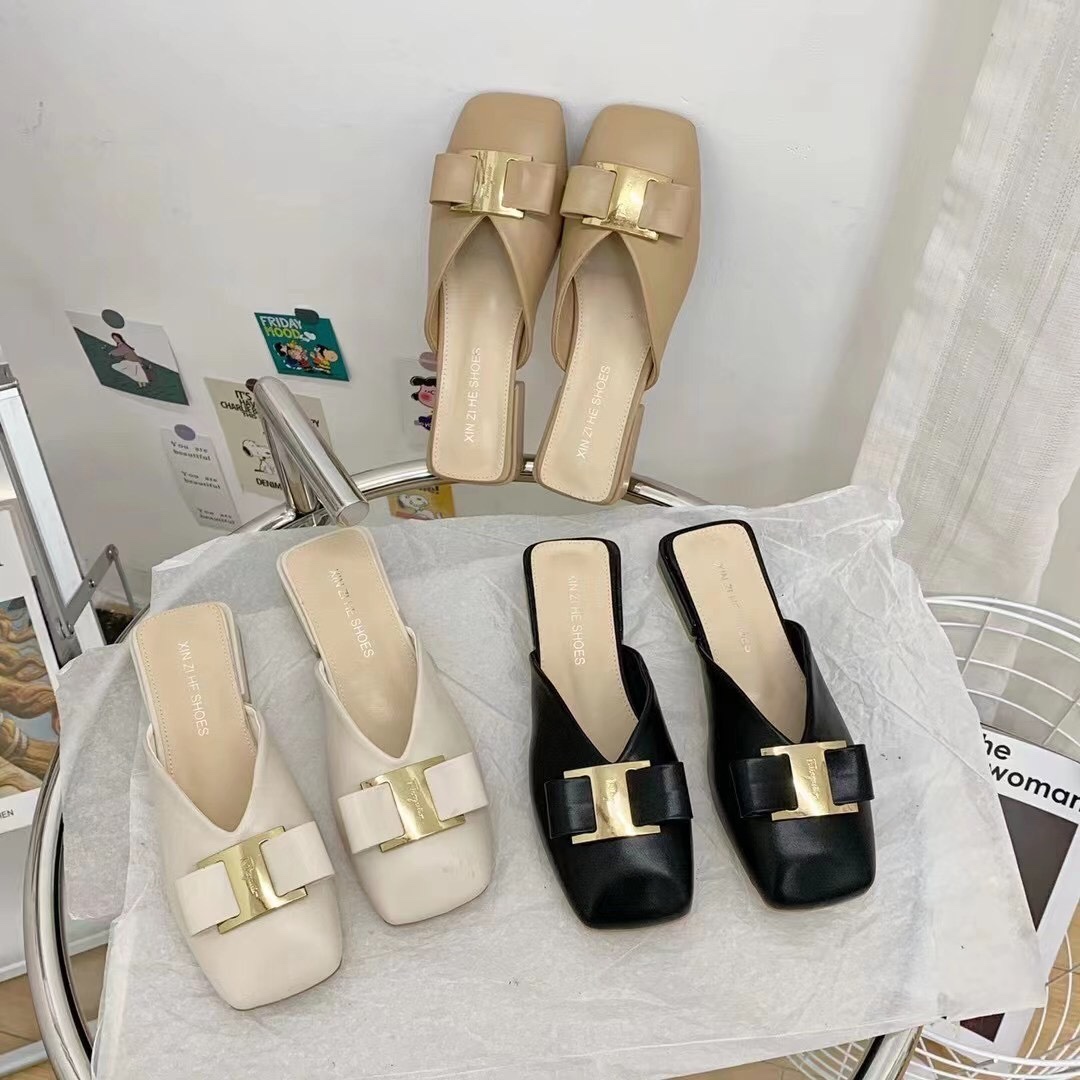 Real price super comfortable soft bottom gold button granny square shoes