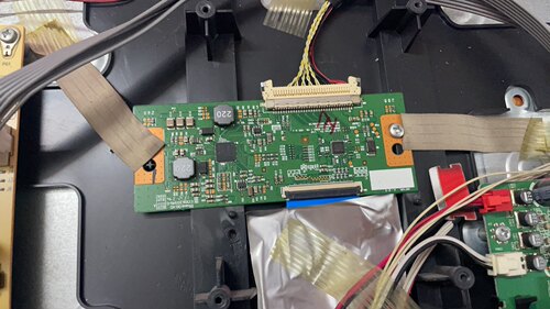 TCL L32F3320-3D L32c11C逻辑板6870C-0442B