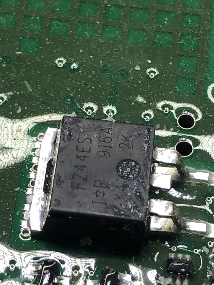 IRFZ44ES FZ44ES 48A/60V TO263 N沟道 MOS场效应管