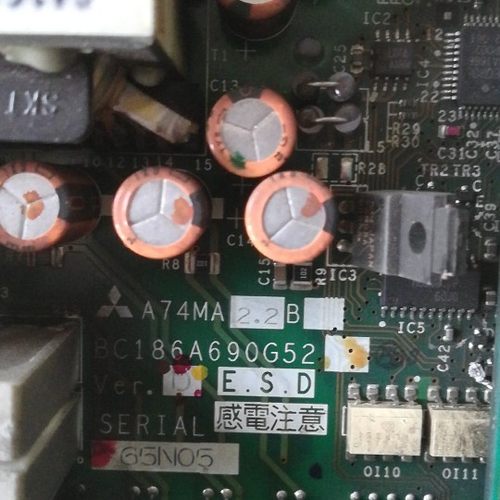 三菱FR-A740-2.2K驱动板A74MA2.2B  含电容板   7MBR15UG120