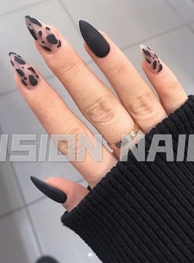 VISVISION NAIL 秋冬黑色磨砂豹纹可拆卸成品穿戴甲片