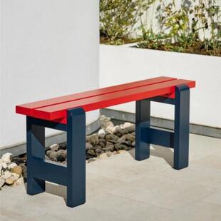 北欧风休闲户外彩色桌椅实木长条凳子设计师庭院露天桌子椅子组合