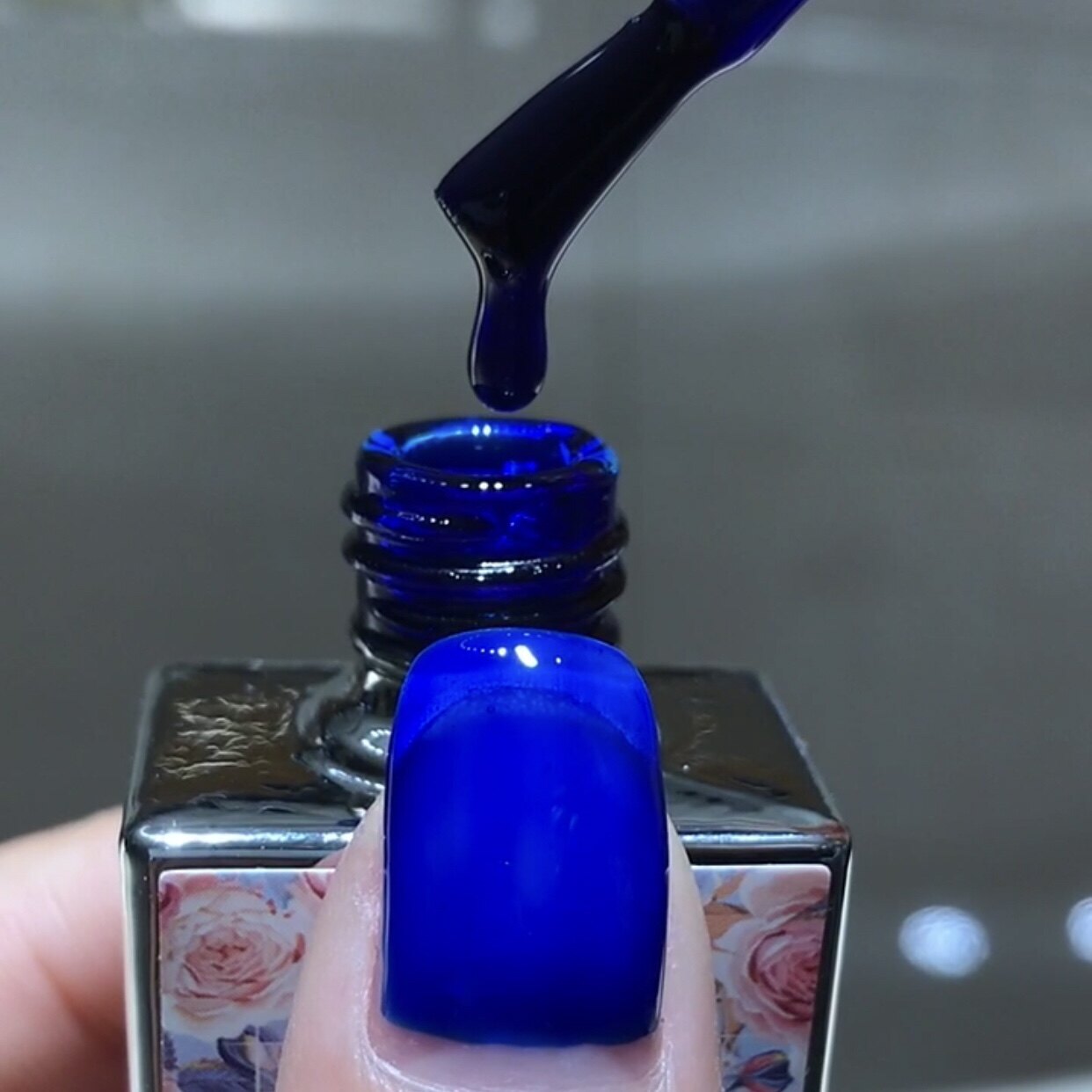 花芽新品显白正蓝色宝石蓝光疗指甲油胶树脂环保甲油胶美甲店专用