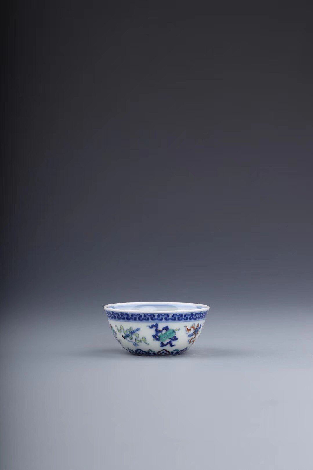 景德镇陶瓷忘言愚徹柴窑青花斗彩八宝纹鸡缸杯品茗主人杯