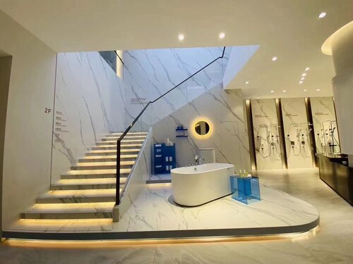 公寓钢木楼梯玻璃护栏公寓玻璃楼梯实木护手面