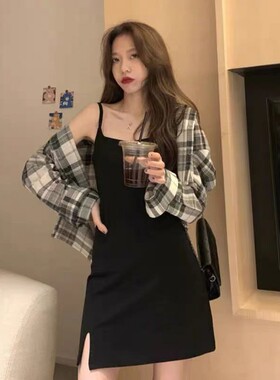 新款女士温柔风连衣裙性感气质包臀短裙修身显瘦紧身小开叉吊带裙