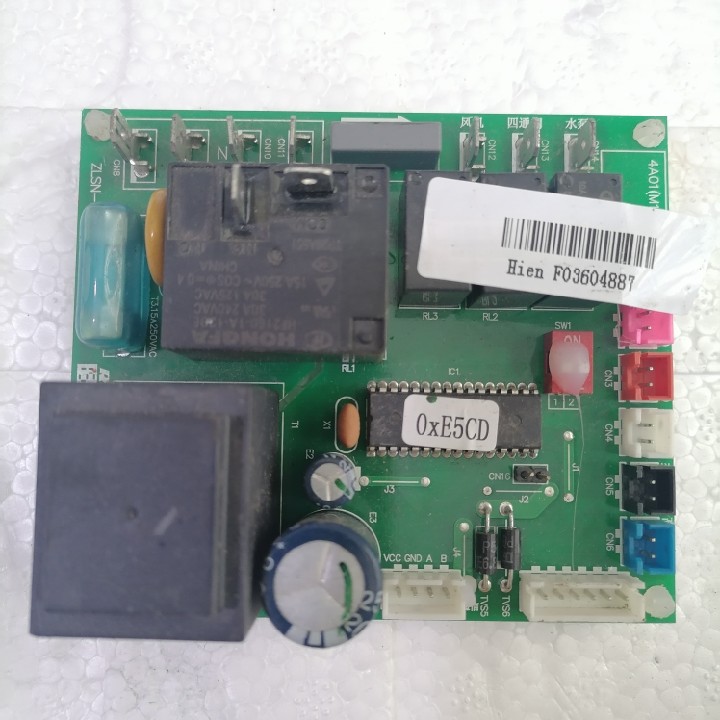 空气能控制板0XE5CD ZLSN一J丫一C0NTR一07 E30一23一06 Hien F03