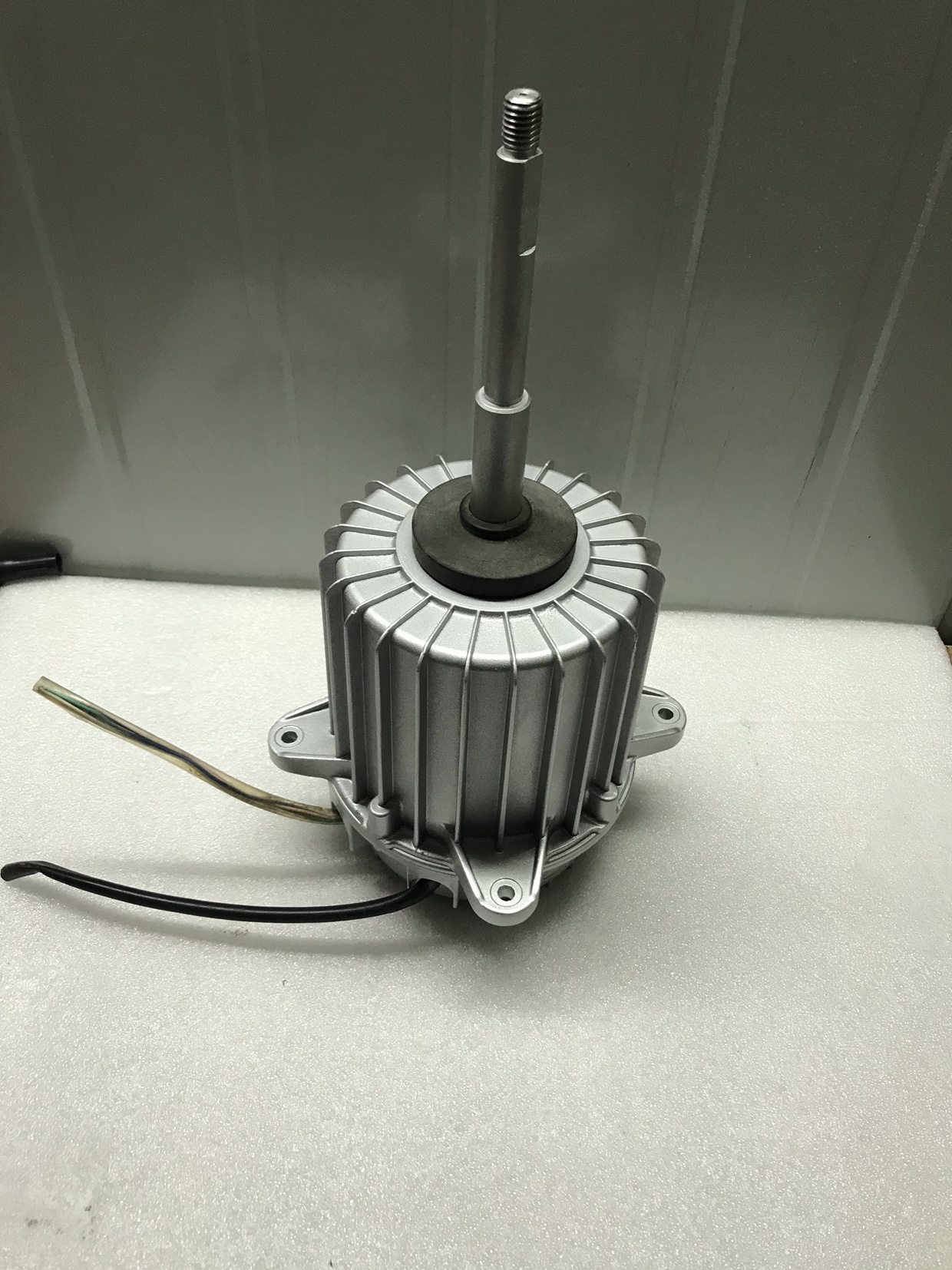 三菱空调直流电机KXE6Q/KX4外风机SSA512T101A SsA512T068B