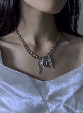 choker爱心翅膀小众设计感锁骨链