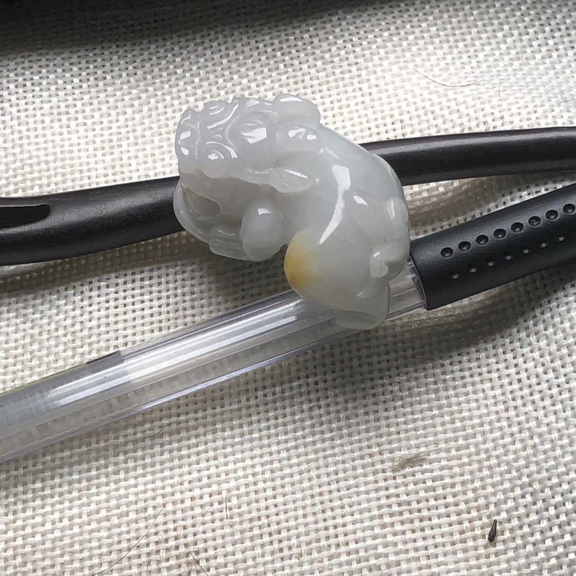 隆慈缘翡翠a货缅甸玉貔貅冰糯种