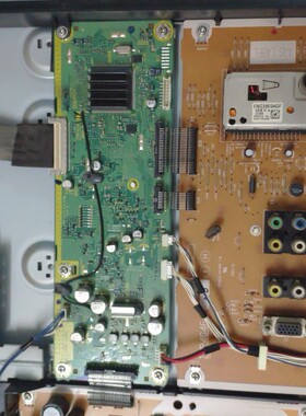 松下TH-L32C8C主板 TNP4G463 AD屏H0350359R01 AX080A036G测好