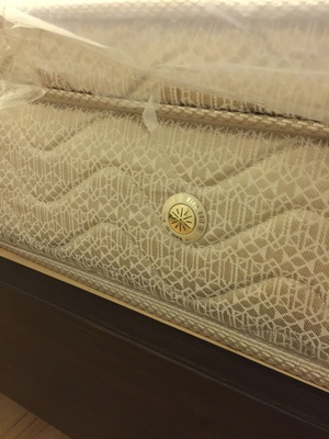 不比不知金可儿和丝涟哪个髙档，哪位业主用过解说下哪个好？