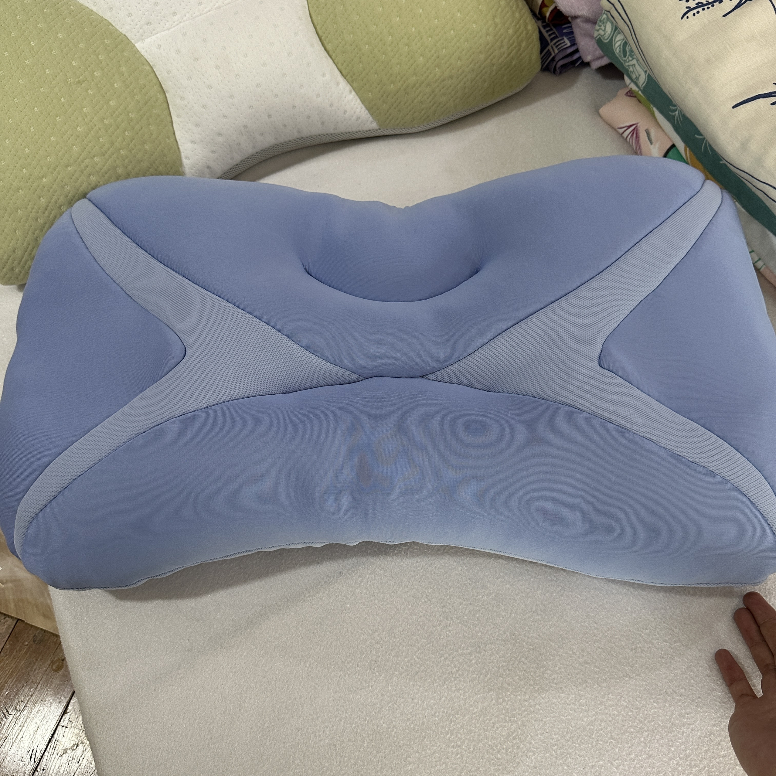 好东西洗川大尺寸40乘70软管护颈枕偏硬款，带垫片推荐颈椎不好