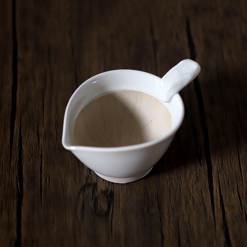 日本进口陶瓷纳豆碗研磨手柄异形碗饭碗汤碗家用水果沙拉碗酱料碗