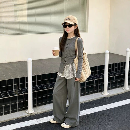 波拉bora超火减龄穿搭一整套女秋季韩系灰色开衫屁帘阔腿裤潮