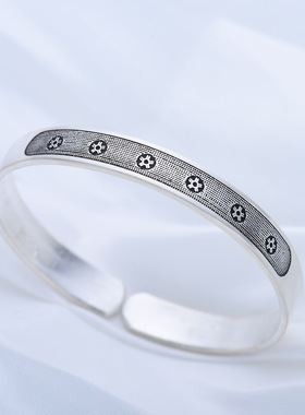 六梅花999纯银手镯女士复古足银镯子饰品送妈妈礼物实心古法开口