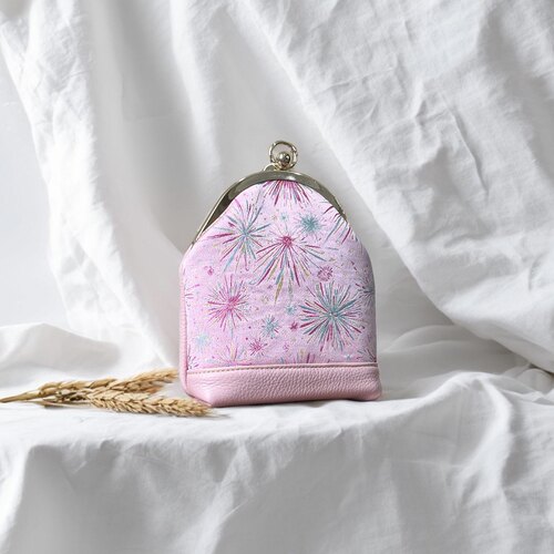 周家明唐锦烟花粉色真丝牛皮包包，名家作品粉色包包