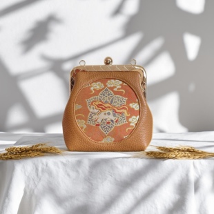 钱小萍小马宝莉云驹踏瑞真丝织金宋锦牛皮包包，名家非遗手作女包