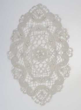 国华RC11 灰色（25*40cm）棉制手工棒槌花边满幅刺绣盘垫/罩件