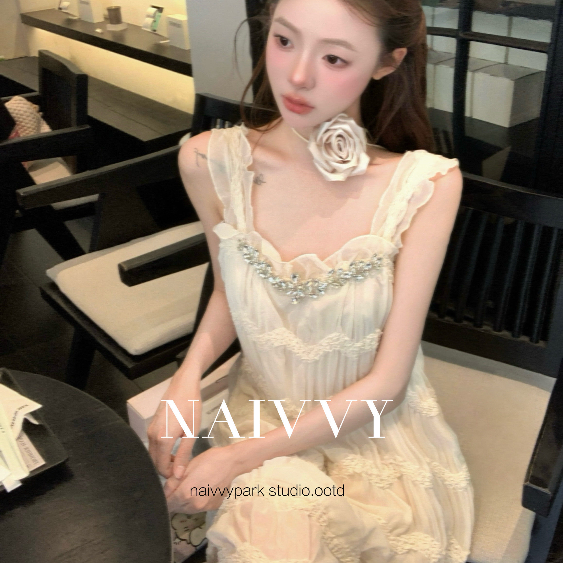 NAIVVY【松栗奶油】春夏法式气质小众纯欲显瘦百搭设计感连衣裙