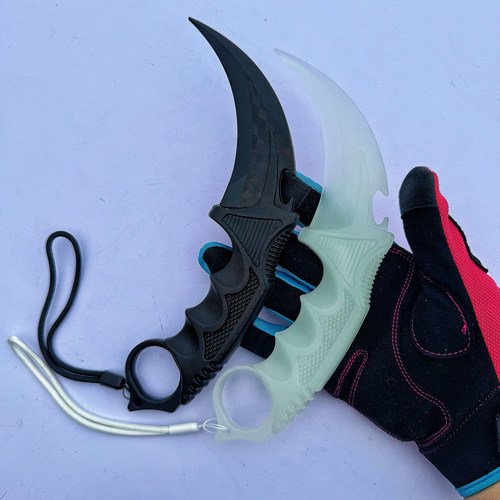 csgo周边训练甩手爪子刀玩具