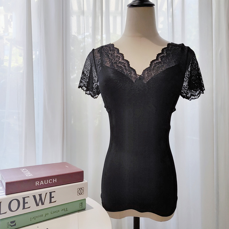 薄款上托蕾丝带罩杯打底衫