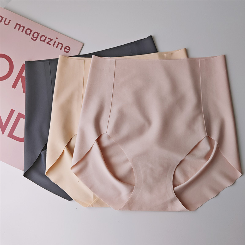 weiweisirou无痕包臀棉裆内裤