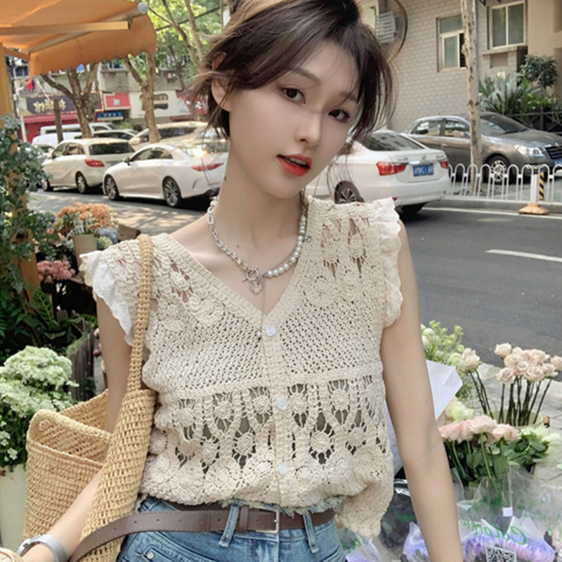 镂空钩花V领针织衫女春夏无袖马甲背心洋气飞袖小衫百搭上衣罩衫