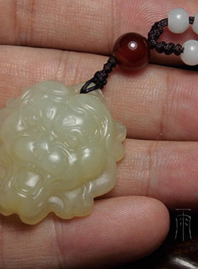 雨馨小筑保真岫玉生肖狮王吊坠虎挂件天然玉石狮子霸气挂坠6140