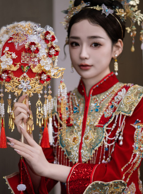 新娘结婚秀禾服团扇新中式双面成品遮面红色花朵金色成品DIY团扇
