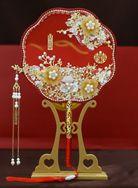 红色团扇新娘结婚成品手工喜扇秀禾服中式新品高级质感遮面成品扇