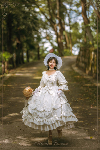 优雅宫廷复古婚纱华丽花嫁简白