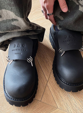 UNZIZHI 德比鞋男原创小众金属耳环设计女情侣款黑色哑光复古皮鞋