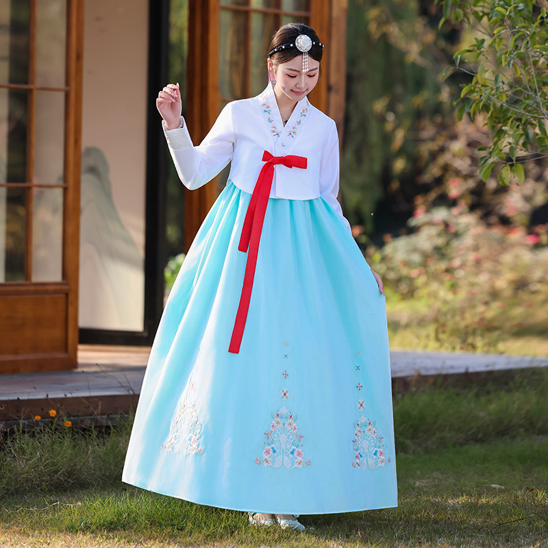 延边朝鲜族古装韩服摄影礼服宫廷民族大长今表演出舞蹈服装表演服