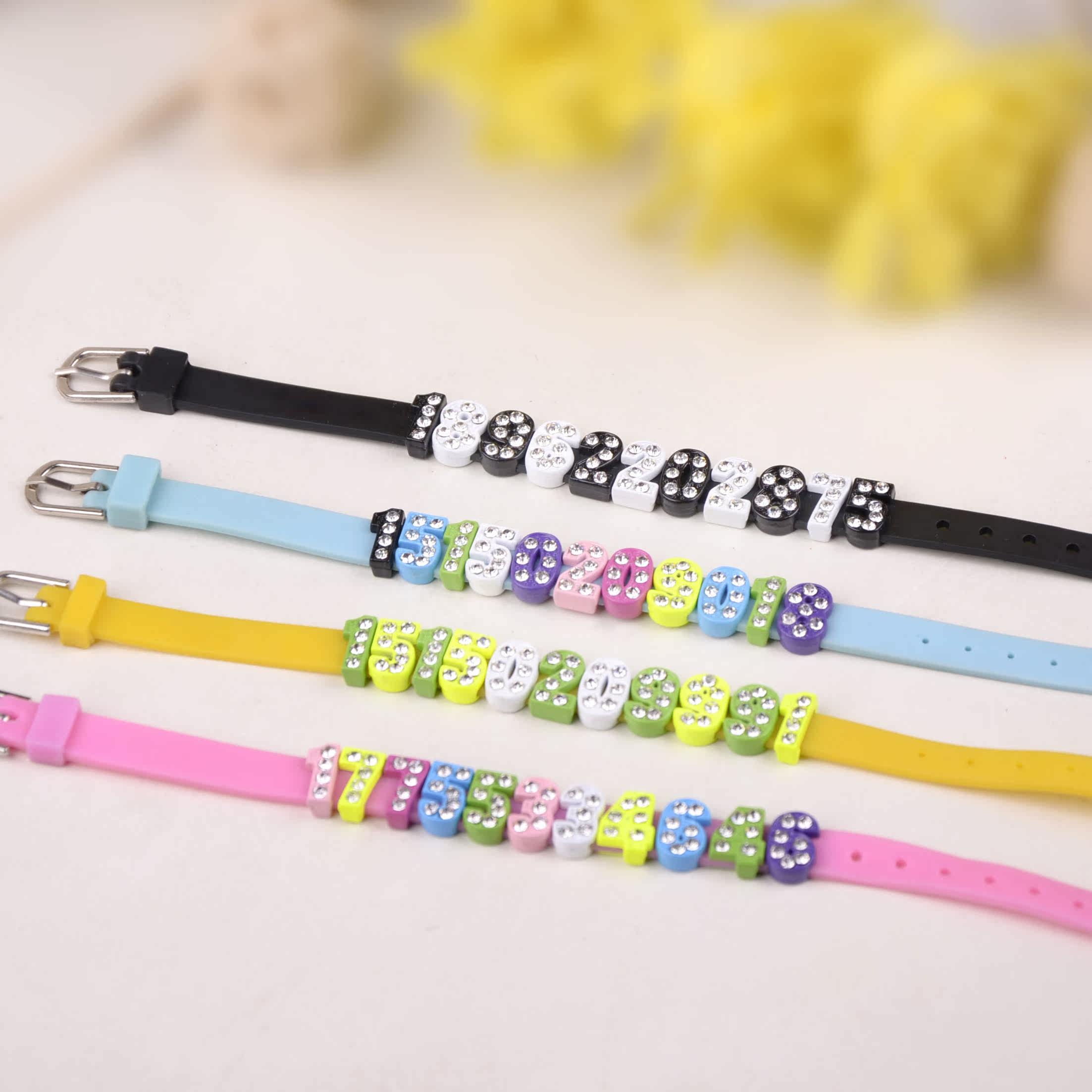 精美防走失手機電話號碼手鏈出行准備數字信息環定制兒童小孩安全在類目 節慶用品/禮品, 文化創意用品, 文化創意手環中 - 來自Buy2taobao.com提供專業的淘寶代購服務