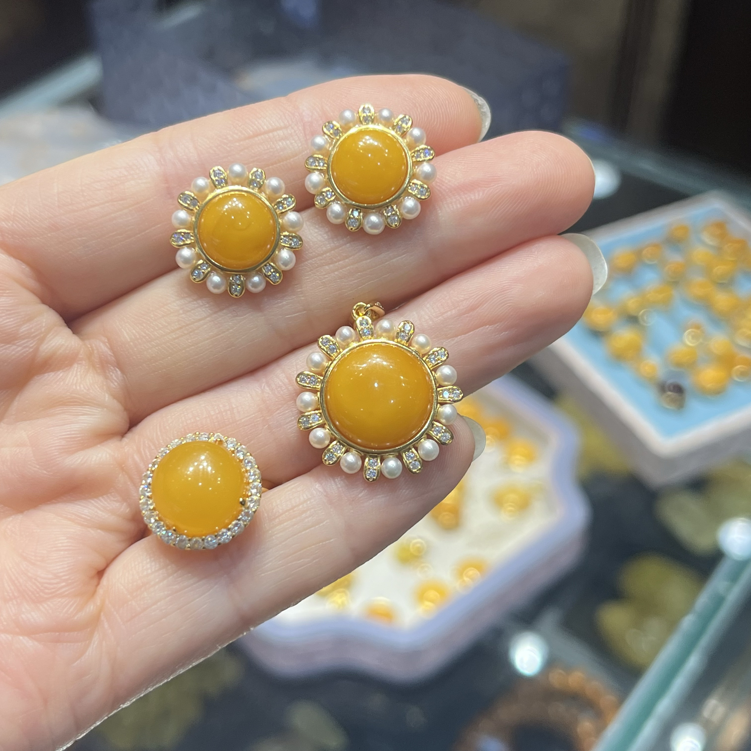 天然蜜蜡太阳花吊坠925银镶蜜蜡太阳花耳耳钉女款简约中式风礼物