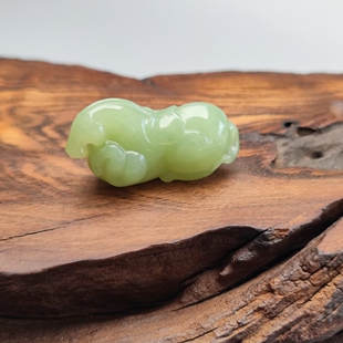 精品和田玉唐马挂件坠玉坠吊坠立体雕刻天然玉石生肖马玉坠挂件